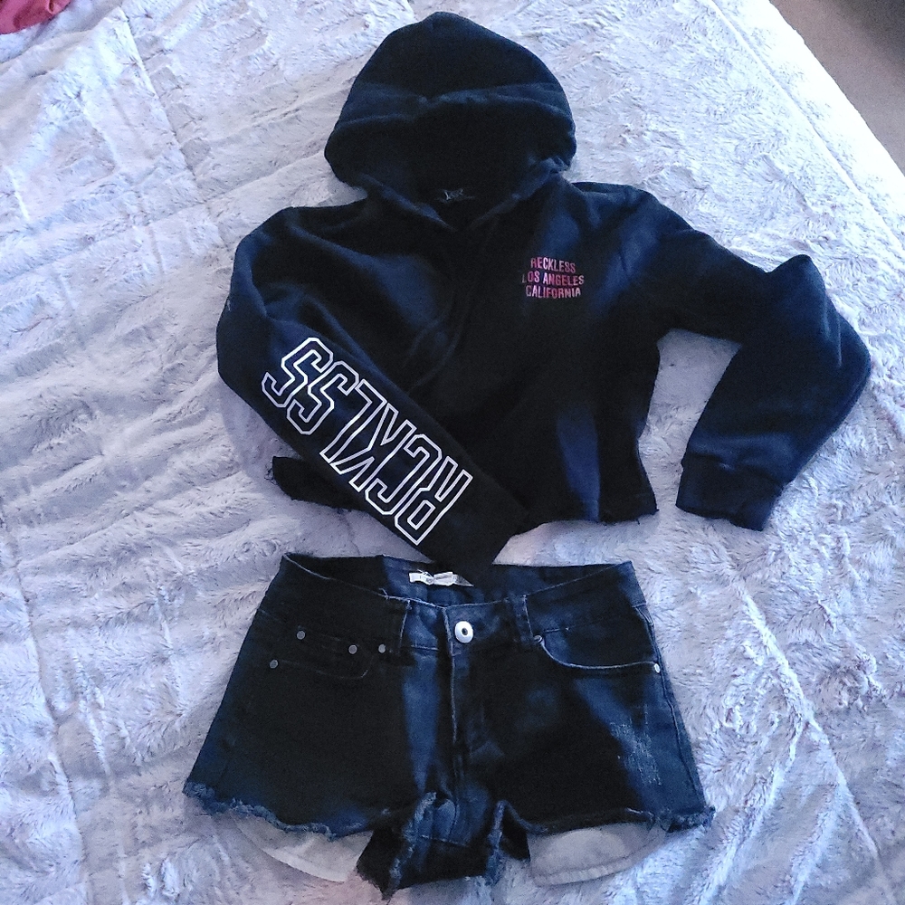 Y&R Hoodie